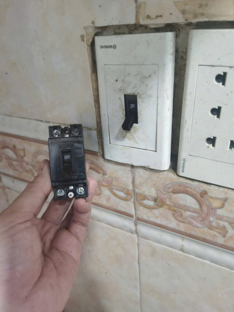 thay cầu dao điện