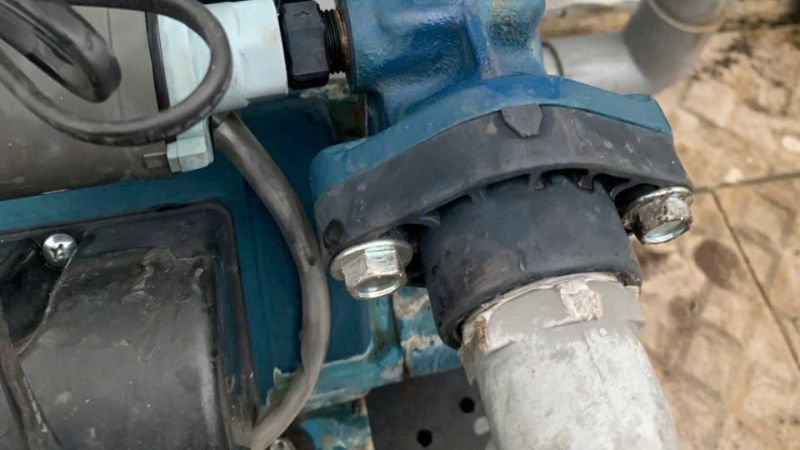 Dịch vụ sửa máy bơm Tháo Vát