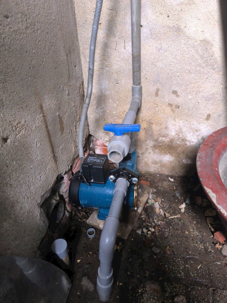 Dịch vụ sửa máy bơm Tháo Vát