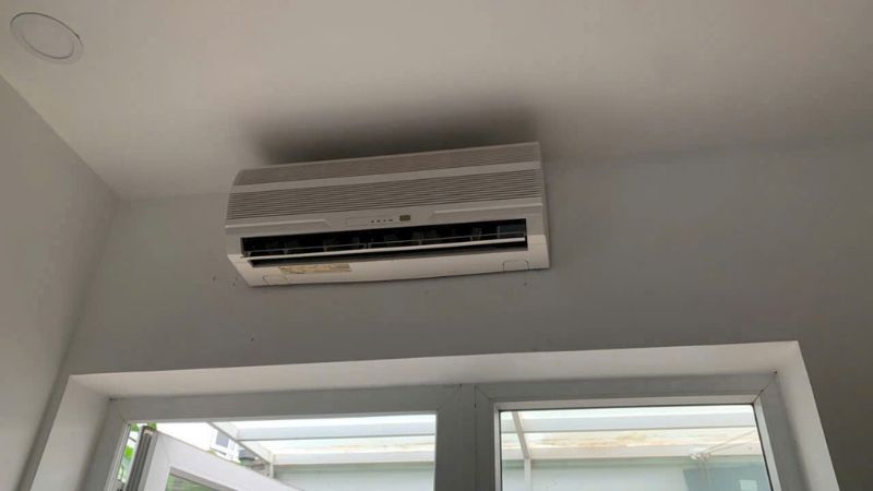 Vệ sinh máy lạnh