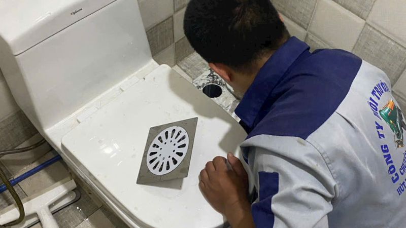 thông tắc bồn cầu